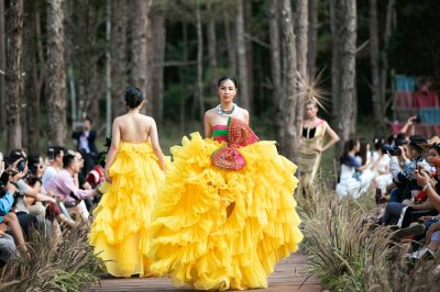 Thời Trang Thổ Cẩm: Từ Tây Nguyên Đến Xu Hướng Hiện Đại